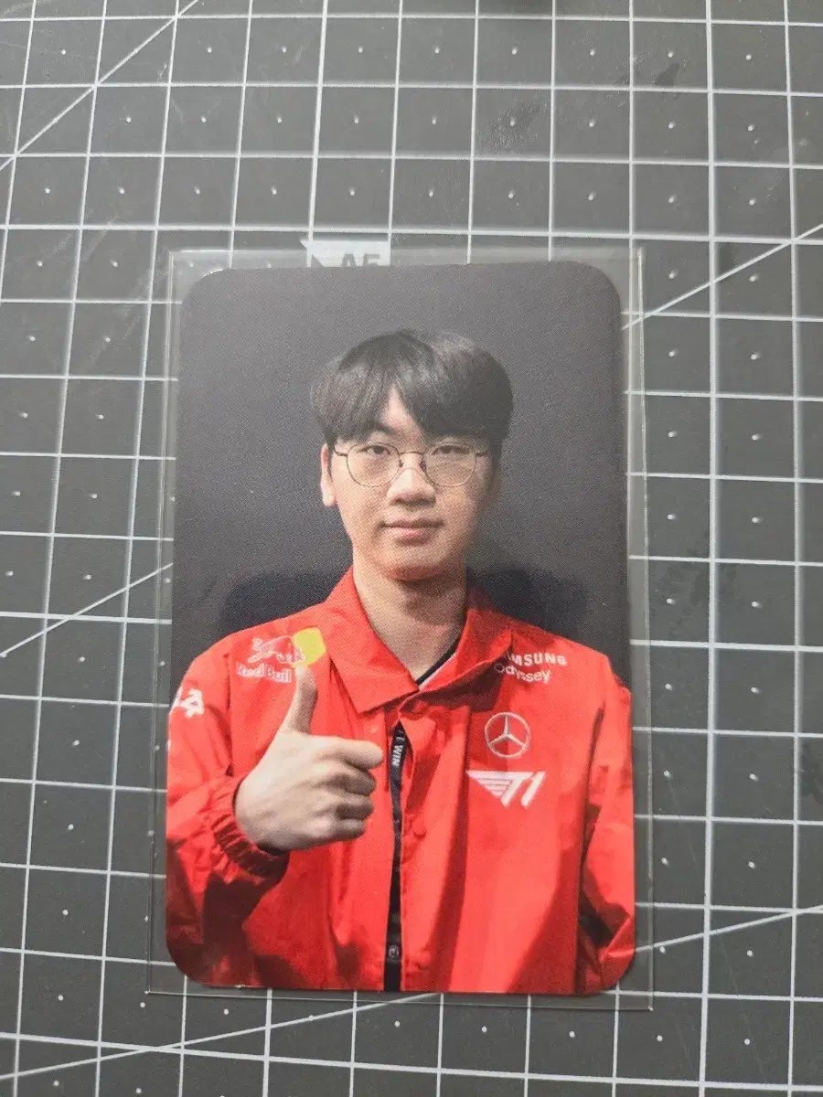 thumbnail-0